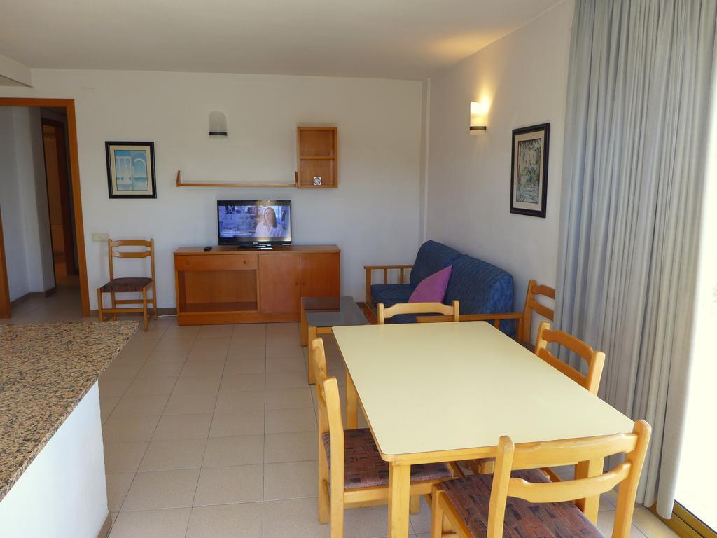 Aromar Rentalmar La Pineda Exterior photo