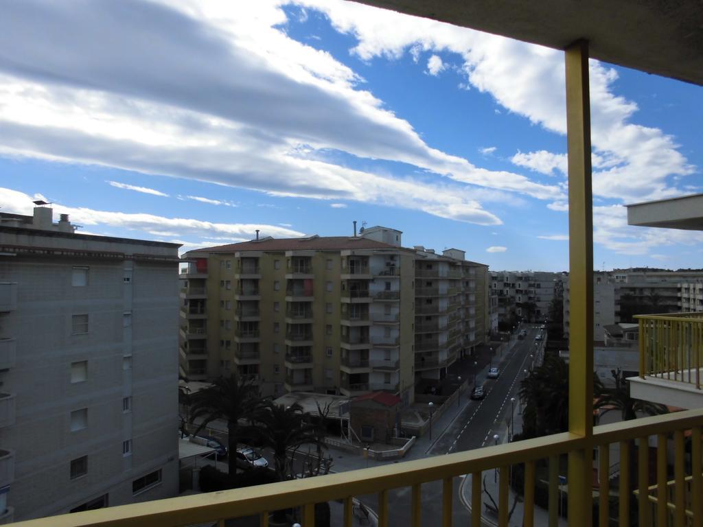 Aromar Rentalmar La Pineda Exterior photo